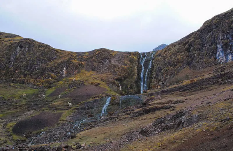 lares Trekking