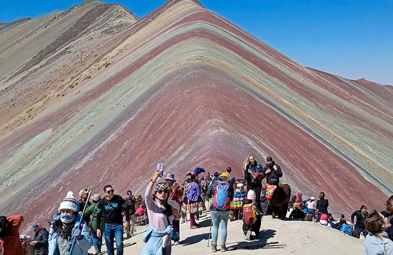 Rainbow Mountain Trekking