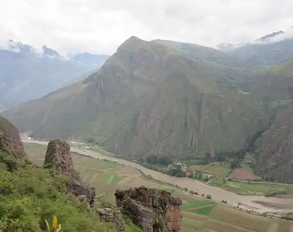 Huchuy Qosqo Mountain